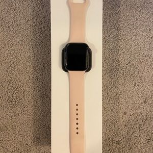 Apple Watch series 4 40mm cellular and gps